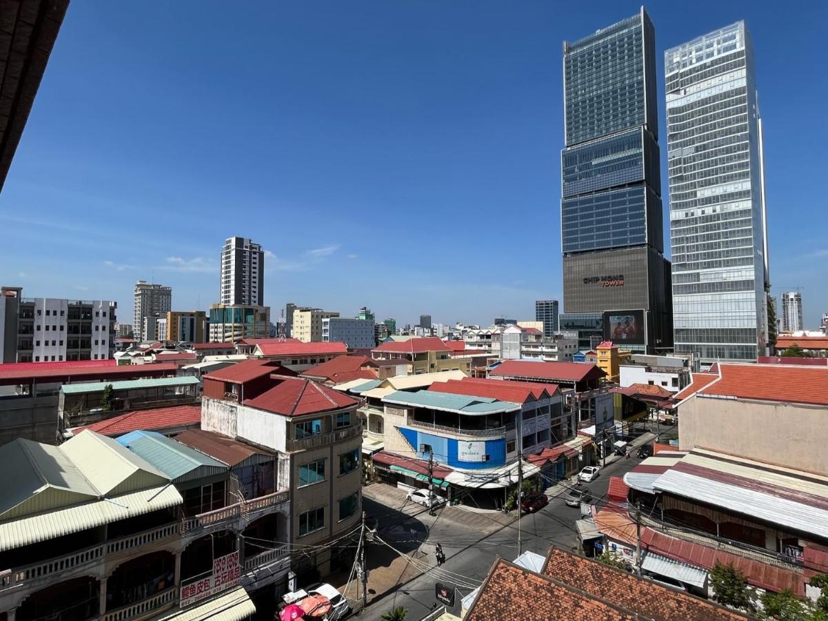 Chung Hsin Hotel 中信酒店 Phnom Penh Esterno foto