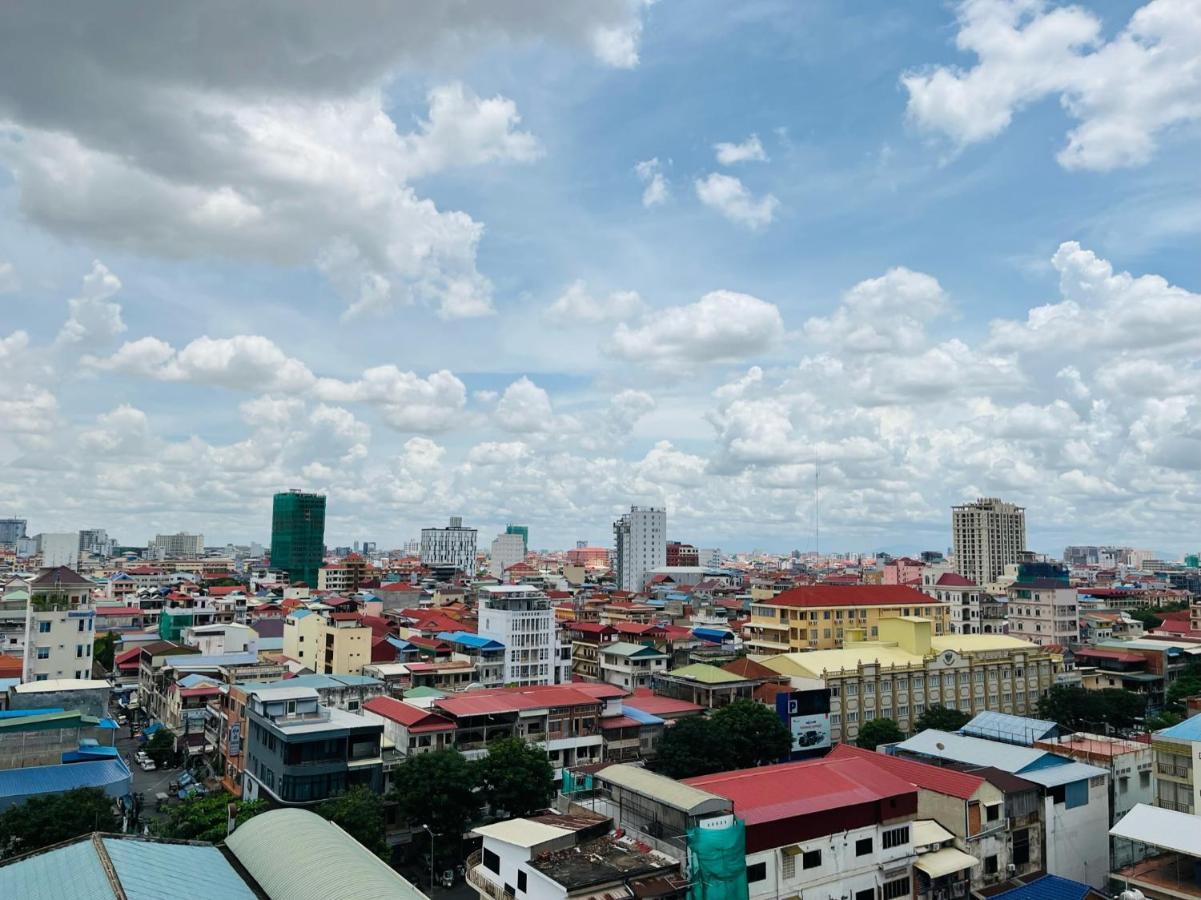 Chung Hsin Hotel 中信酒店 Phnom Penh Esterno foto