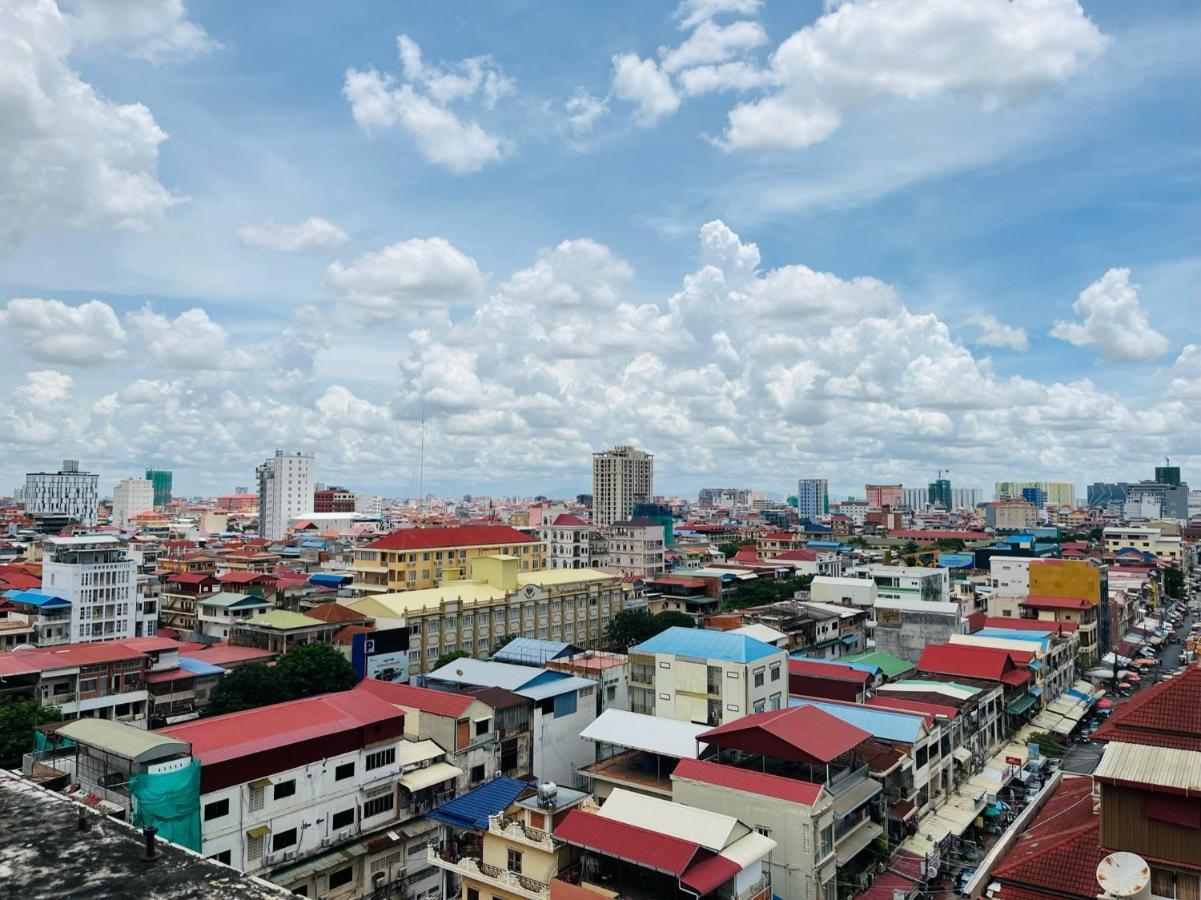 Chung Hsin Hotel 中信酒店 Phnom Penh Esterno foto